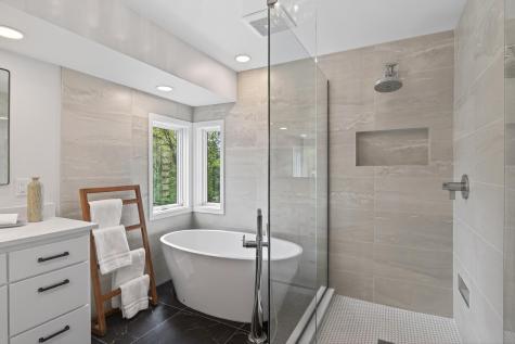 18339 Ridgewood Road Minnetonka MN 55345