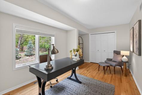 18339 Ridgewood Road Minnetonka MN 55345