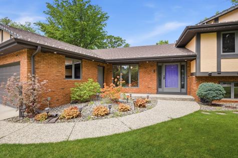 5724 Auto Club Circle Bloomington MN 55437