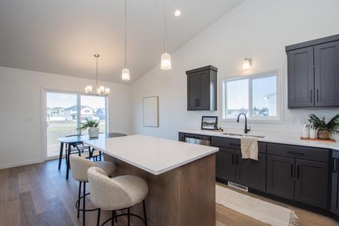 2408 38 Avenue S Moorhead MN 56560