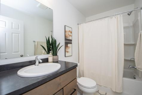 2408 38 Avenue S Moorhead MN 56560