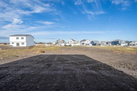 2408 38 Avenue S Moorhead MN 56560
