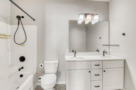 7239 Madelyn Lane S Fargo ND 58104
