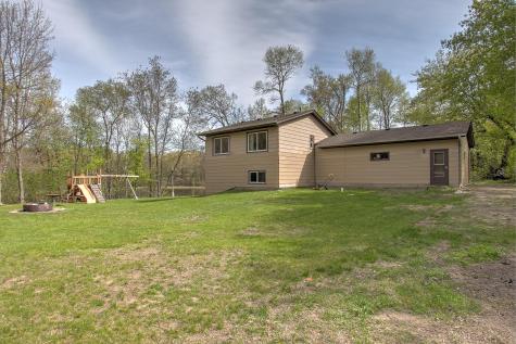 1397 309th Avenue NW Cambridge MN 55008