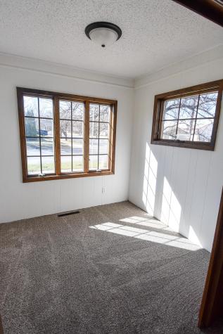 203 E Fletcher Avenue Warren MN 56762