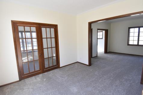 203 E Fletcher Avenue Warren MN 56762