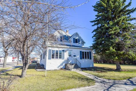 203 E Fletcher Avenue Warren MN 56762