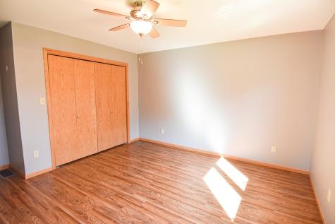 203 E Fletcher Avenue Warren MN 56762