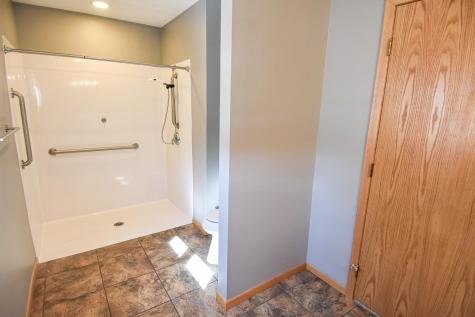 203 E Fletcher Avenue Warren MN 56762