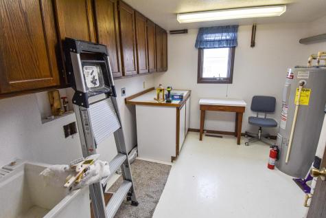 203 E Fletcher Avenue Warren MN 56762