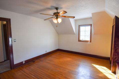 203 E Fletcher Avenue Warren MN 56762