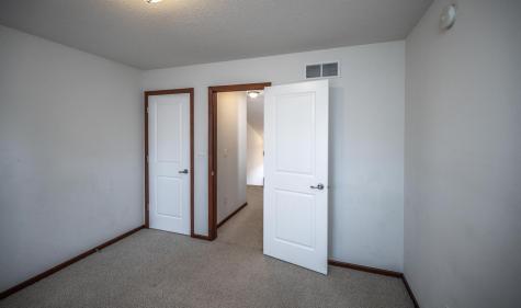 4022 Cedar Grove Lane Eagan MN 55122