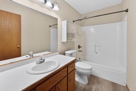 33067 Nueman Trail Lindstrom MN 55045