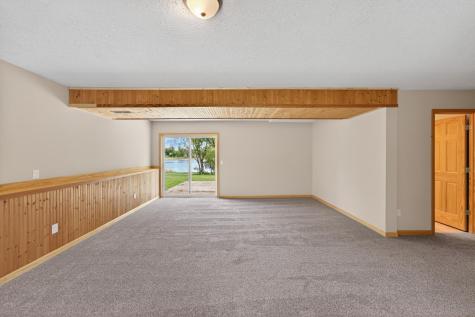33067 Nueman Trail Lindstrom MN 55045