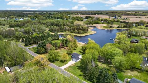 33067 Nueman Trail Lindstrom MN 55045