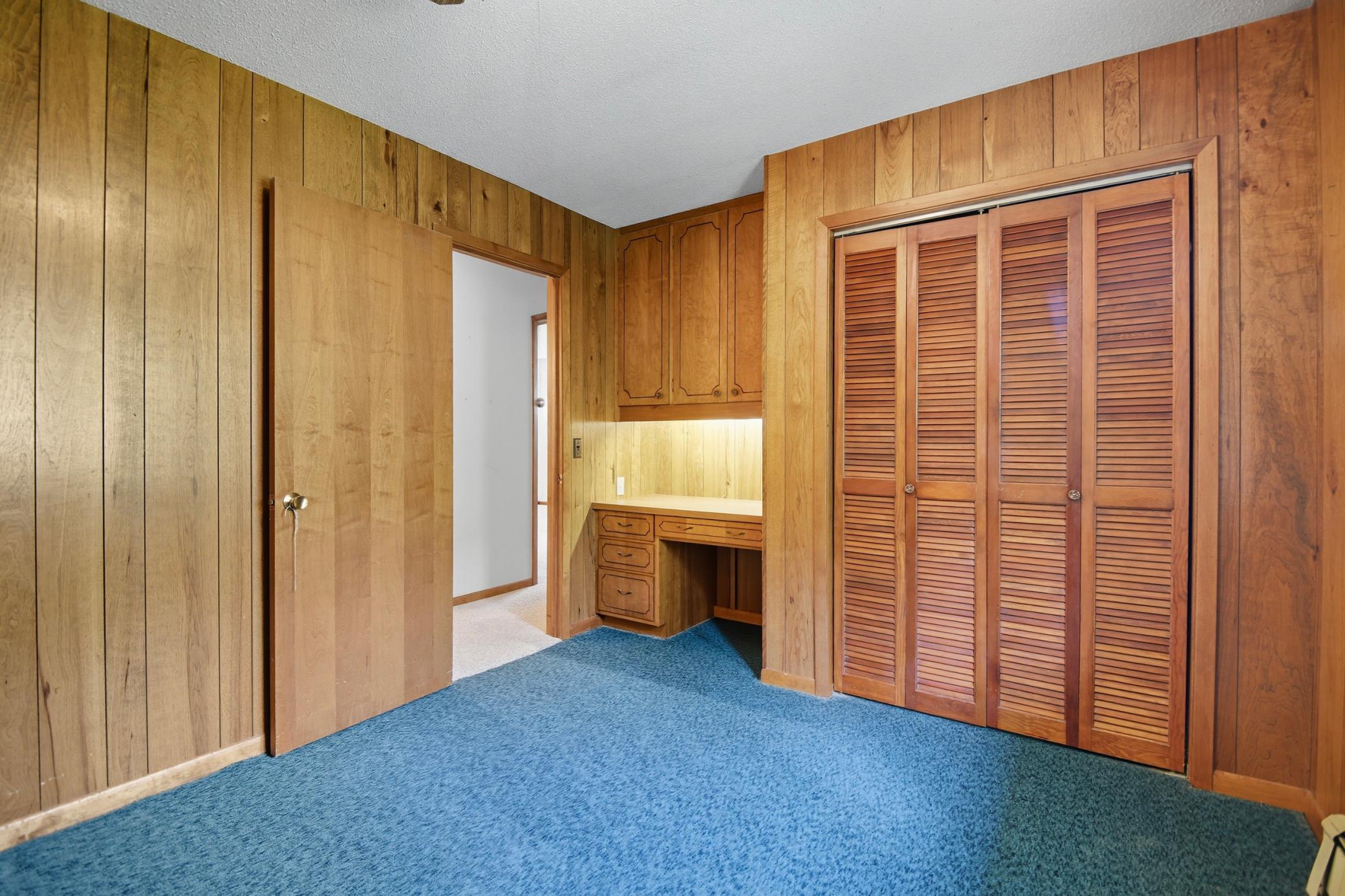 704 21st Avenue NW Austin MN 55912