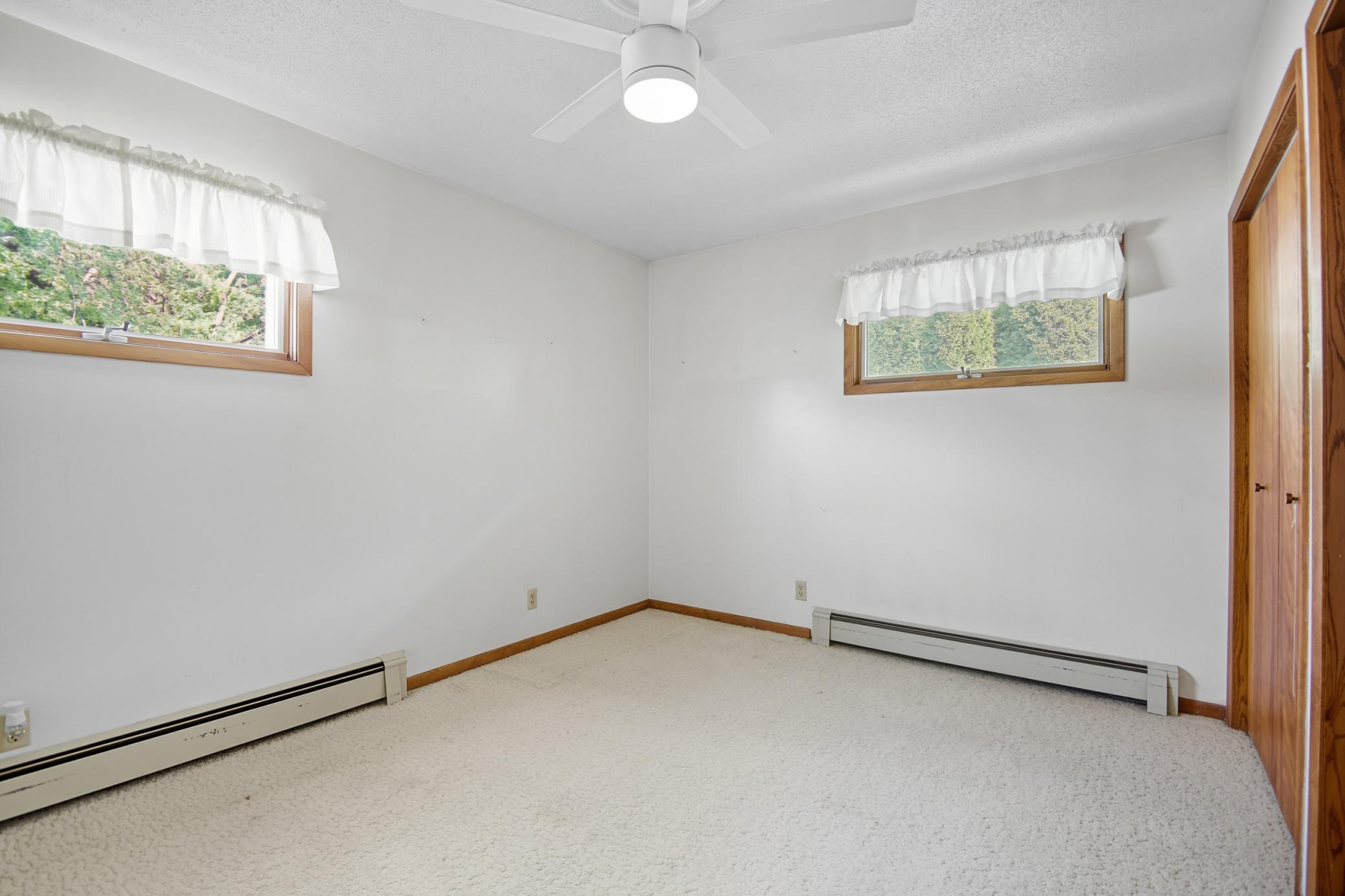 704 21st Avenue NW Austin MN 55912