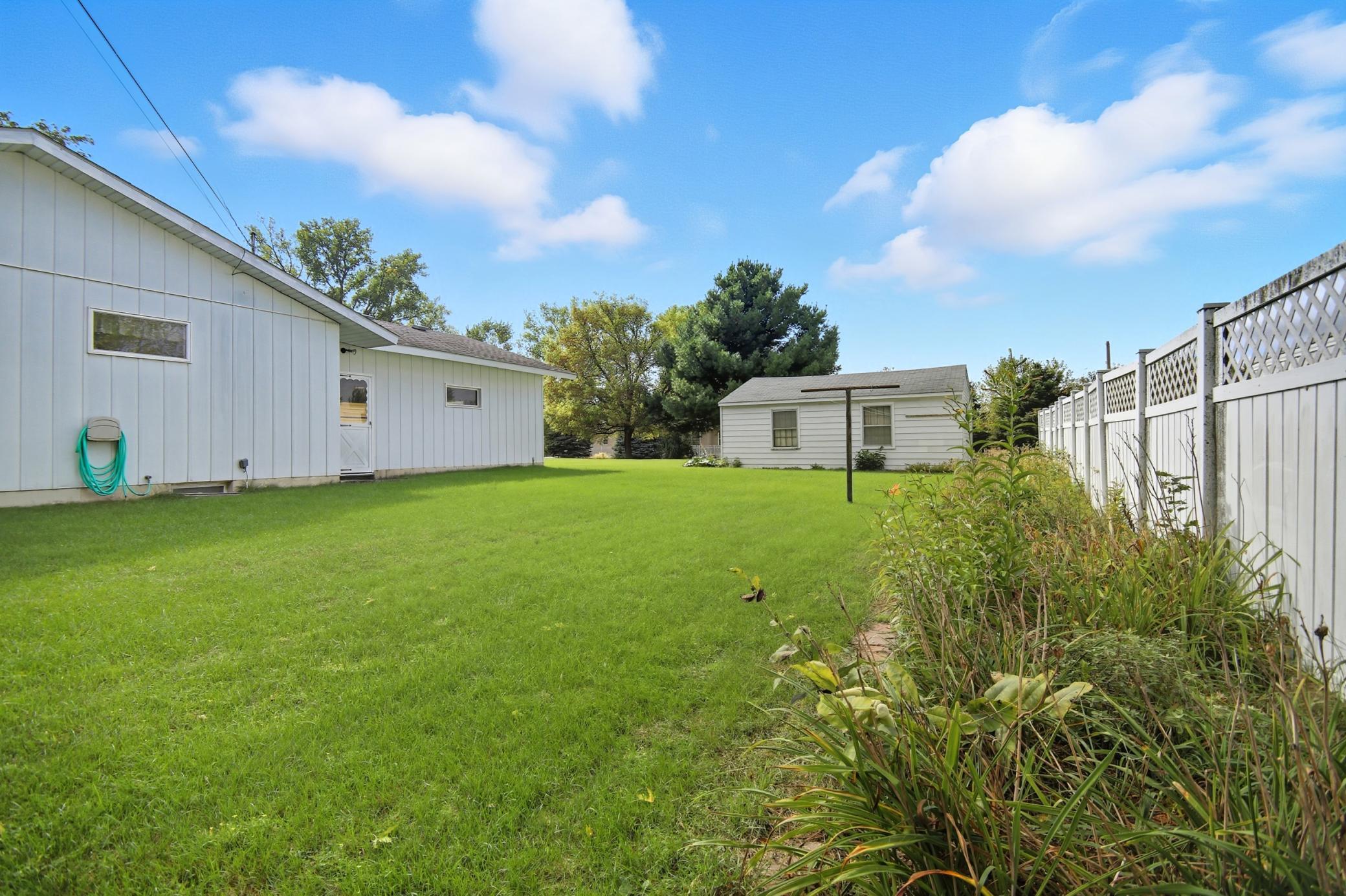 704 21st Avenue NW Austin MN 55912