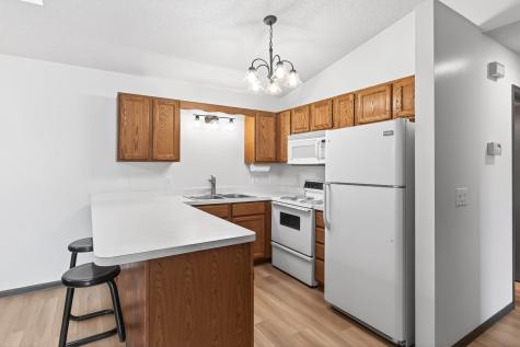 14025 44th Place N Plymouth MN 55446