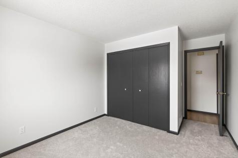 14025 44th Place N Plymouth MN 55446