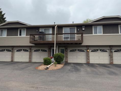 14025 44th Place N Plymouth MN 55446