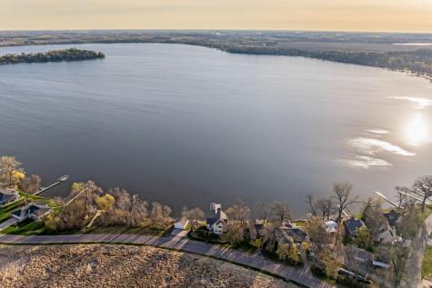 3710 Sioux Lane Madison Lake MN 56063
