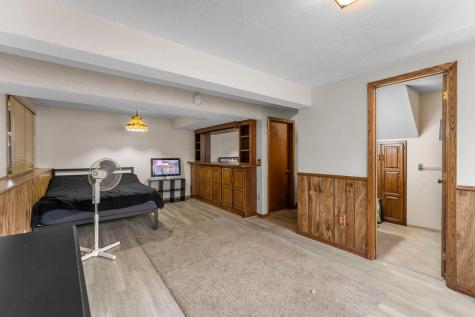 3815 Brookdale Circle N Brooklyn Park MN 55443