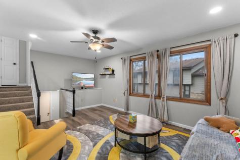 3815 Brookdale Circle N Brooklyn Park MN 55443