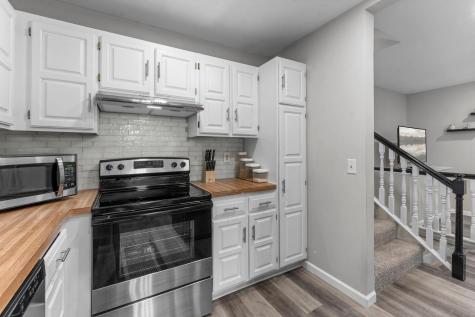 3815 Brookdale Circle N Brooklyn Park MN 55443