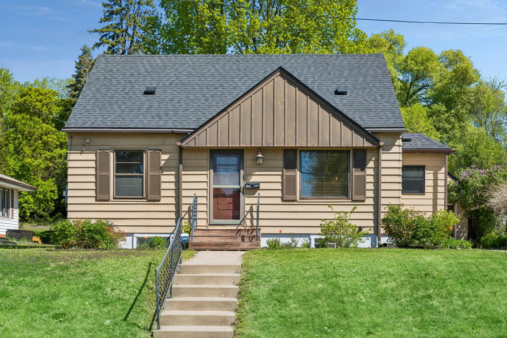 1041 36th Avenue NE Minneapolis MN 55418
