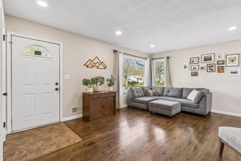 9037 Emerson Avenue S Bloomington MN 55420