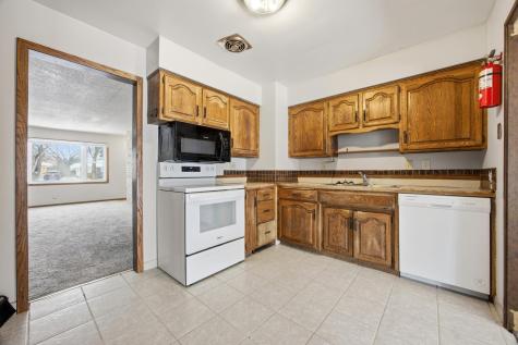 1210 14th Street S Moorhead MN 56560