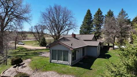 45722 County Road 15 Windom MN 56101