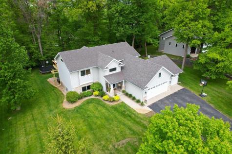 1919 Wildflower Lane NE Alexandria MN 56308