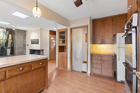 5660 Grant Lorenz Road Excelsior MN 55331