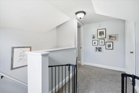 3644 Hubbard Avenue N Robbinsdale MN 55422