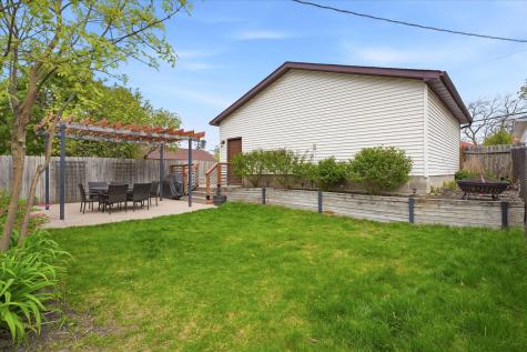 3644 Hubbard Avenue N Robbinsdale MN 55422