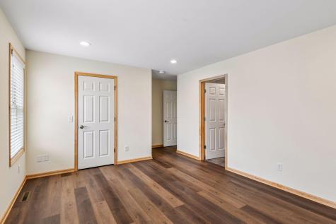 2121 Village Trail Mound MN 55364