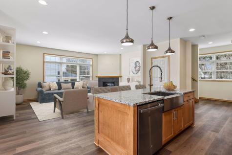 2121 Village Trail Mound MN 55364
