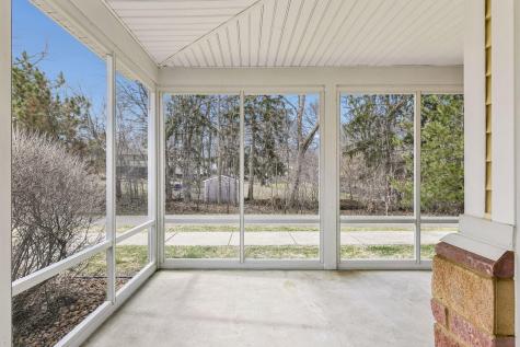 2121 Village Trail Mound MN 55364