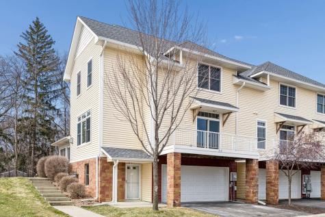 2121 Village Trail Mound MN 55364