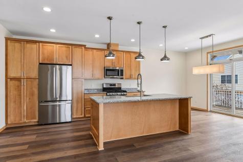2121 Village Trail Mound MN 55364
