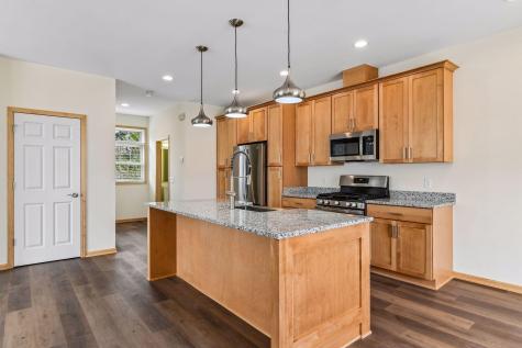 2121 Village Trail Mound MN 55364