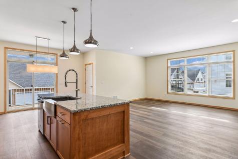 2121 Village Trail Mound MN 55364