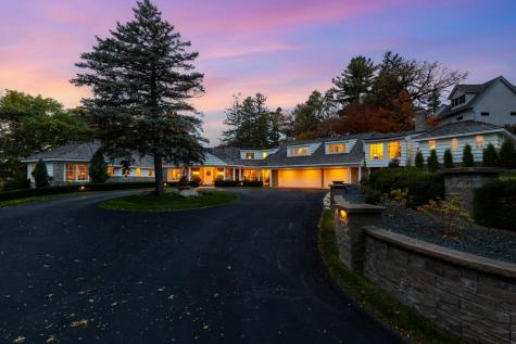 11228 Willowood Avenue Eden Prairie MN 55344