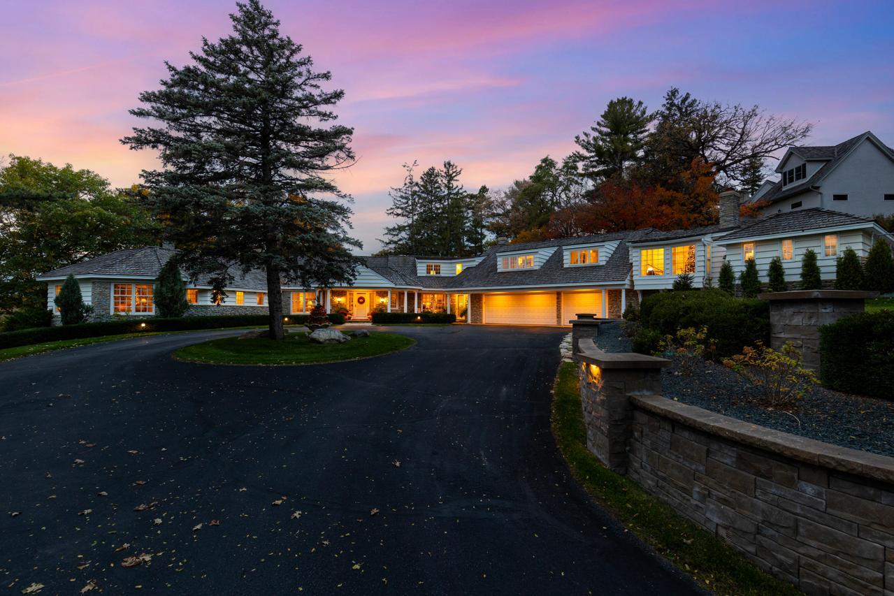 11228 Willowood Avenue Eden Prairie MN 55344