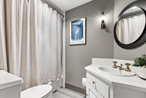 11228 Willowood Avenue Eden Prairie MN 55344