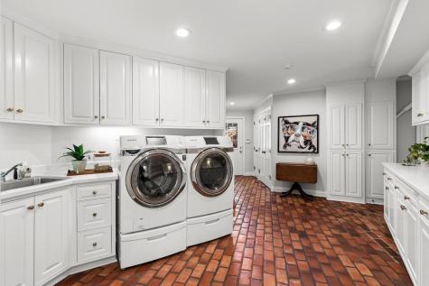 11228 Willowood Avenue Eden Prairie MN 55344