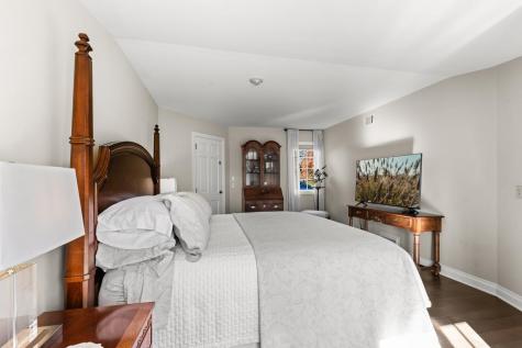 11228 Willowood Avenue Eden Prairie MN 55344