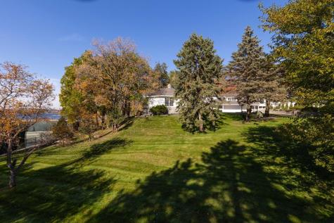11228 Willowood Avenue Eden Prairie MN 55344